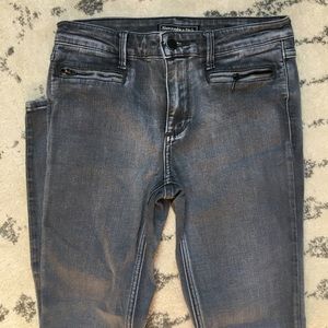 Super Skinny Ankle Jean A&F